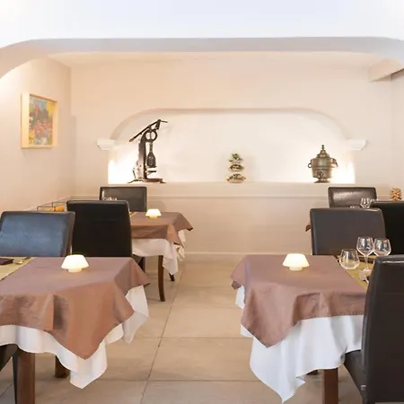 Hotel Moulin De La Sambuc Saint-Zacharie