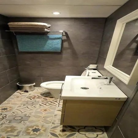 Moulin De La Sambuc Hotel